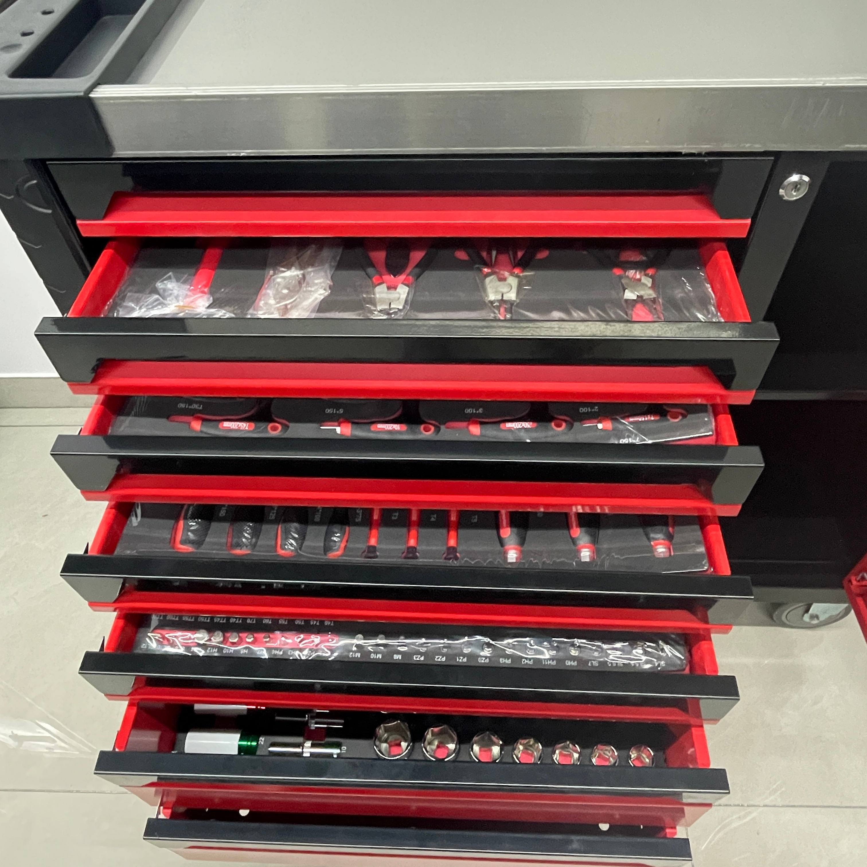 CE Certified 7 Drawer Tool Cab – Workshop Tools Trolley recenzja i cena